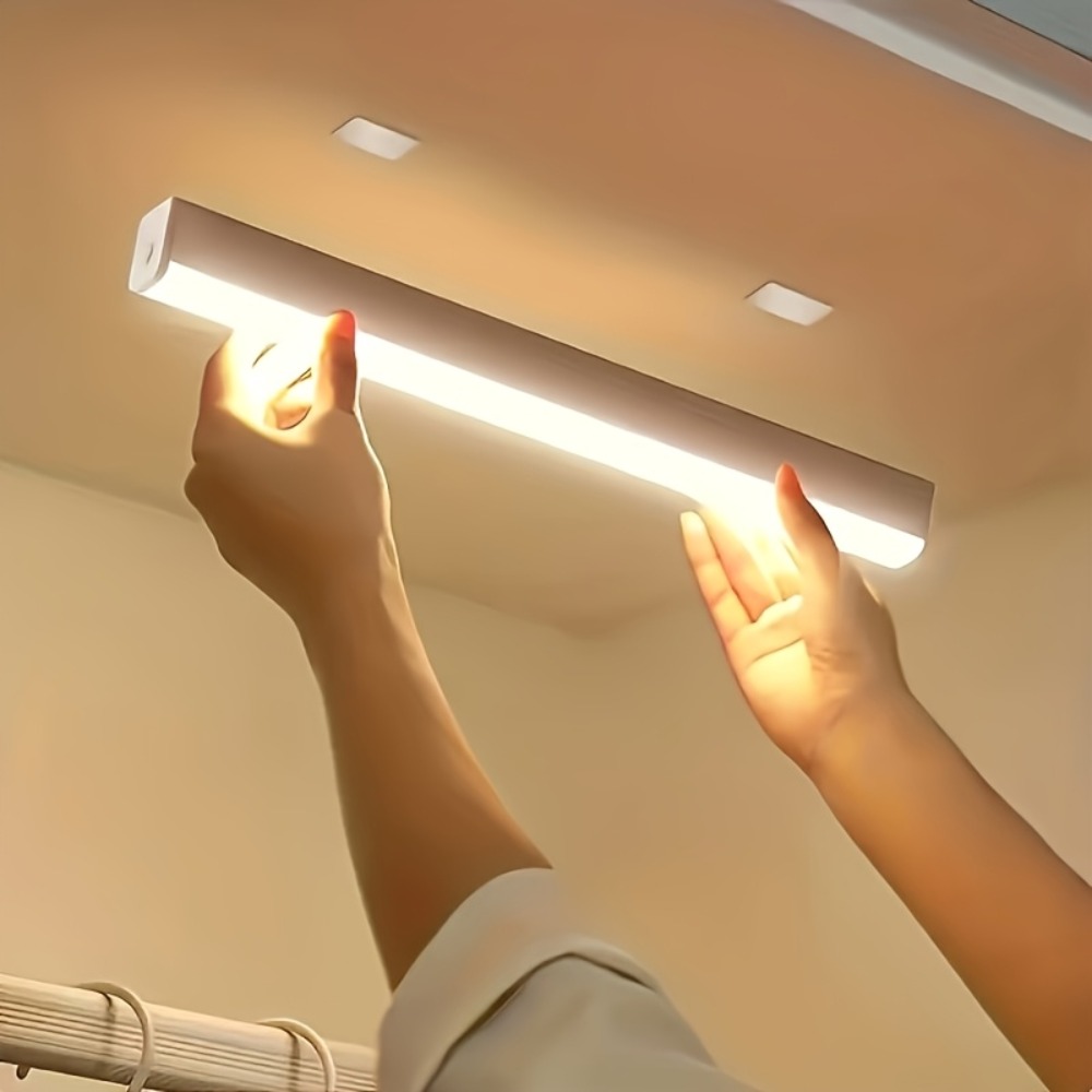 Strisce LED wireless con senso - Commercial Kitchen Lights recensione e prezzo