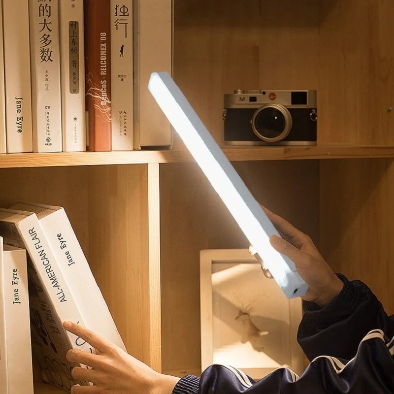 Barra LED Ricaricabile USB Tip - Commercial Kitchen Lights recensione e prezzo